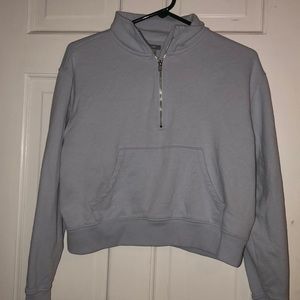 Cropped baby blue sweatshirt
